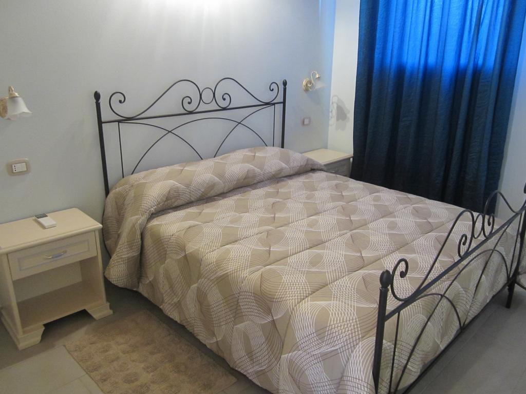 مبيت وإفطار تشيزينا Agriturismo Perugini الغرفة الصورة